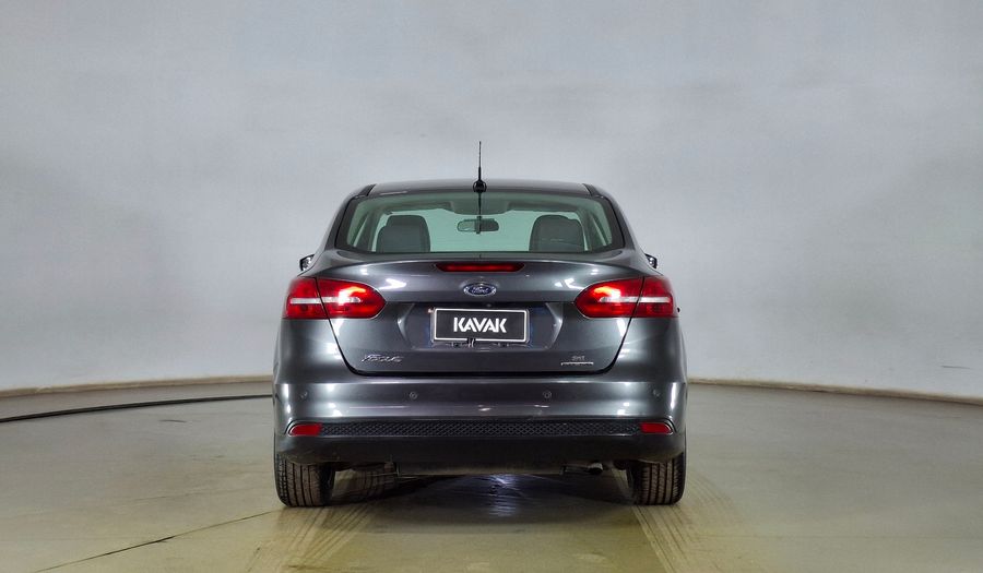 Ford Focus 2.0 SE POWER SHIFT Sedan 2017