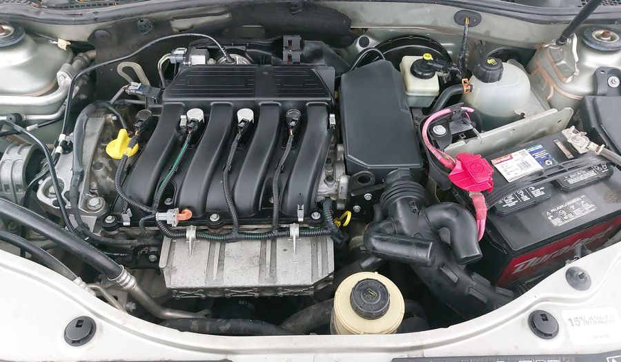 Renault Duster 2.0 DYNAMIQUE MEDIA NAV AT Suv 2015