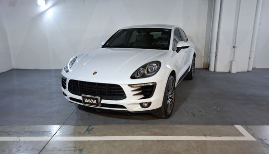 Porsche • Macan