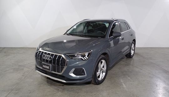 Audi • Q3