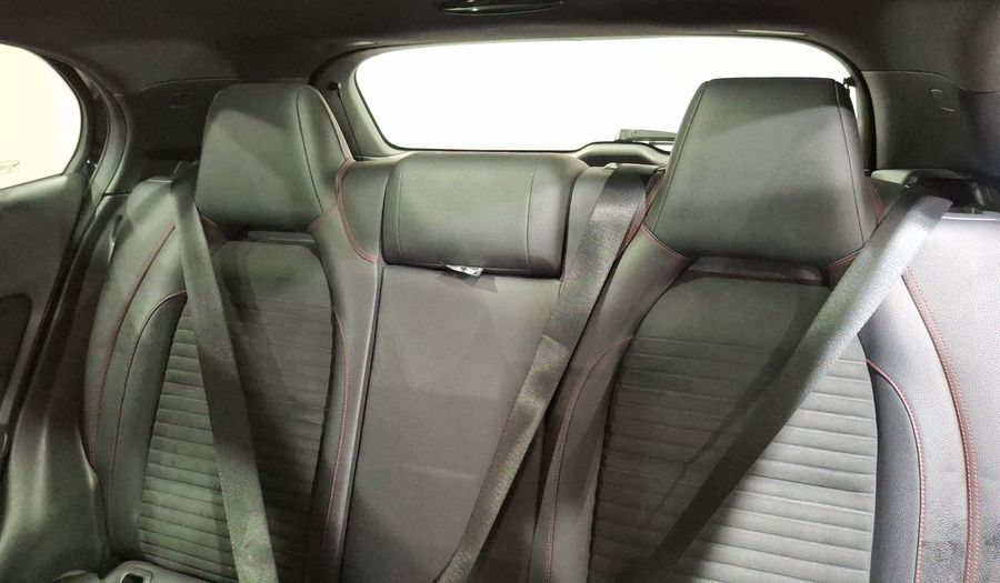 Mercedes Benz Clase Gla 2.0 GLA 250 CGI SPORT Suv 2016
