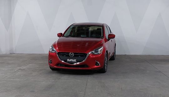 Mazda • Mazda 2