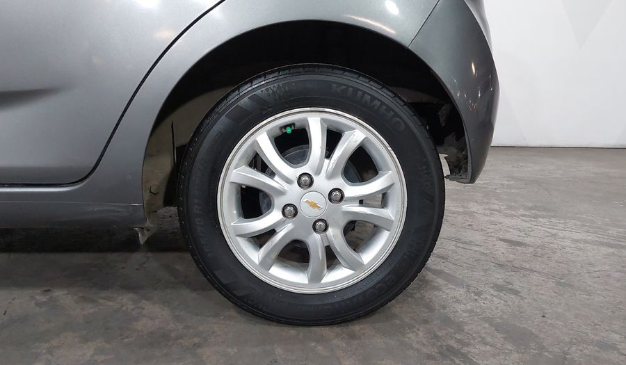 Chevrolet Spark Classic 1.2 LTZ C MT Hatchback 2017