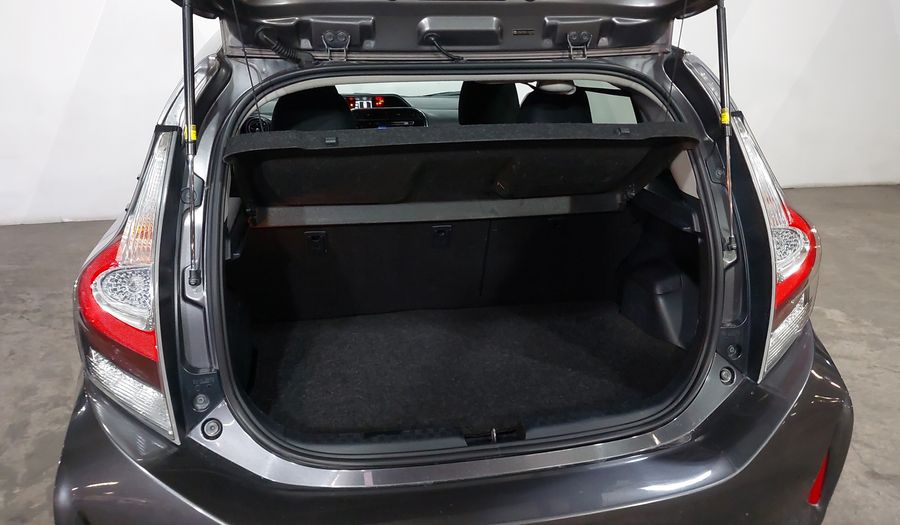Toyota Prius C 1.5 HYBRID AUTO Hatchback 2020
