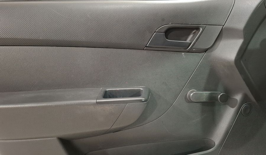 Chevrolet Aveo 1.6 AT J Sedan 2015