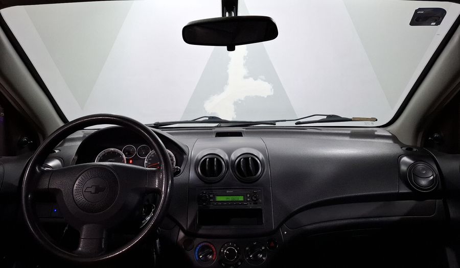 Chevrolet Aveo 1.6 AT J Sedan 2015