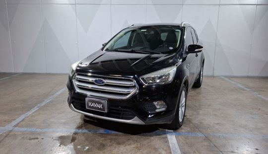 Ford • Escape