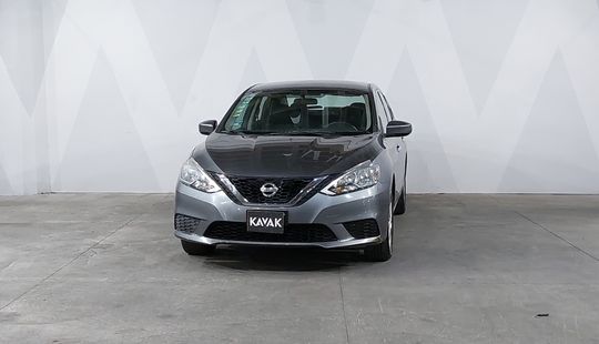 Nissan • Sentra