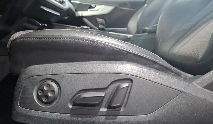 Audi A4 2.0 TFSI S LINE S-TRONIC Sedan 2017