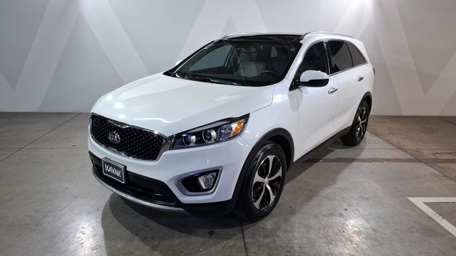 Kia • Sorento
