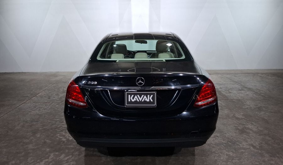 Mercedes Benz Clase C 2.0 200 CGI EXCLUSIVE AT Sedan 2016