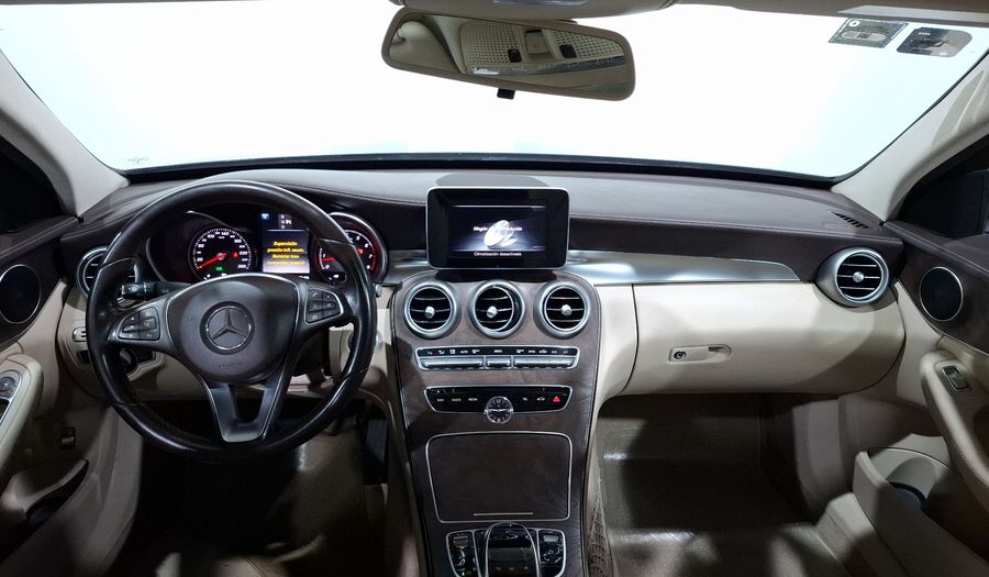 Mercedes Benz Clase C 2.0 200 CGI EXCLUSIVE AT Sedan 2016