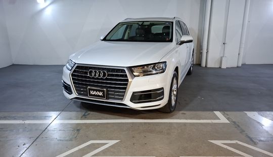 Audi • Q7