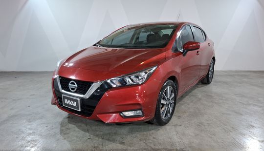 Nissan • Versa