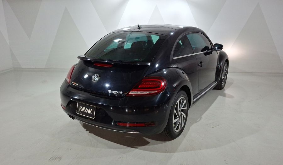 Volkswagen Beetle 2.5 SOUND AUTO Hatchback 2018