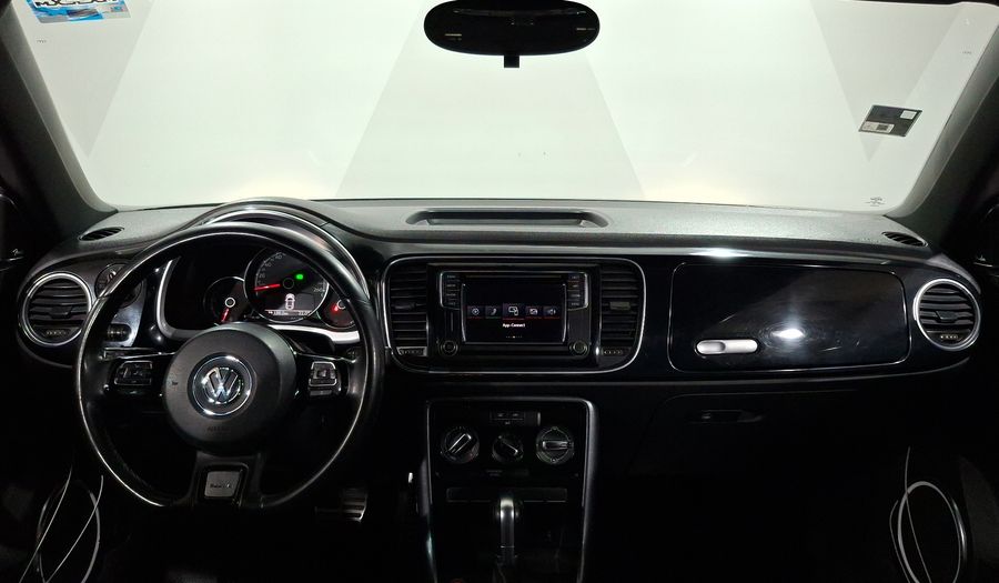Volkswagen Beetle 2.5 SOUND AUTO Hatchback 2018
