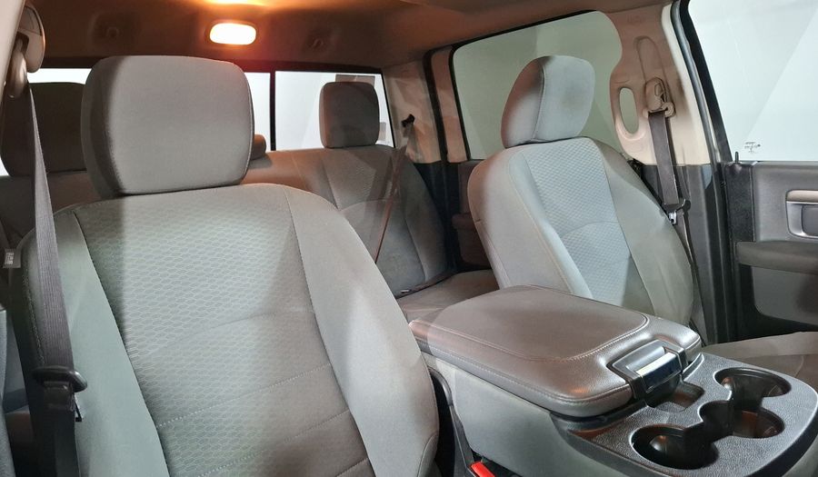 Ram 2500 5.7 SLT HD TRABAJO CREW CAB 4X4 V8 Pickup 2016