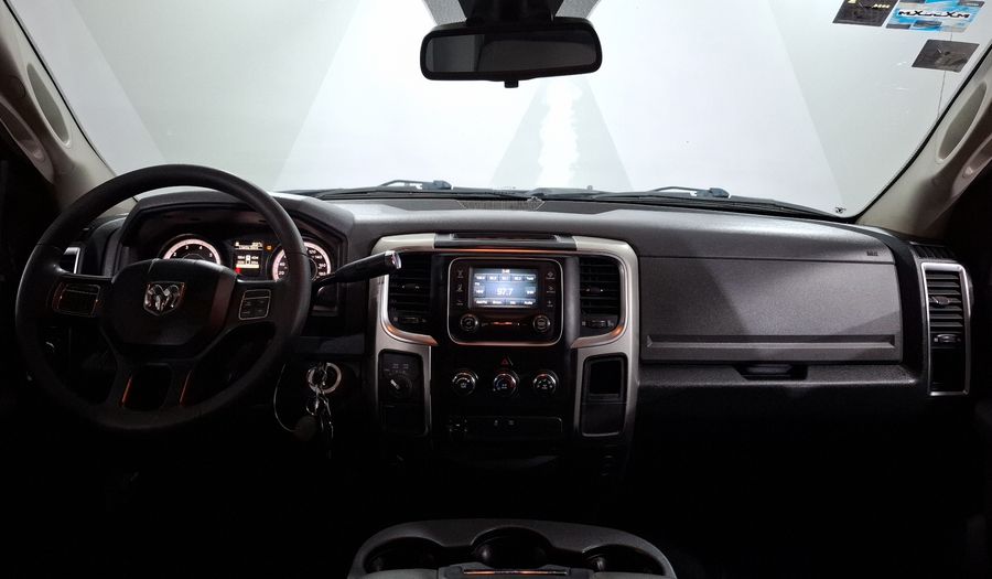 Ram 2500 5.7 SLT HD TRABAJO CREW CAB 4X4 V8 Pickup 2016