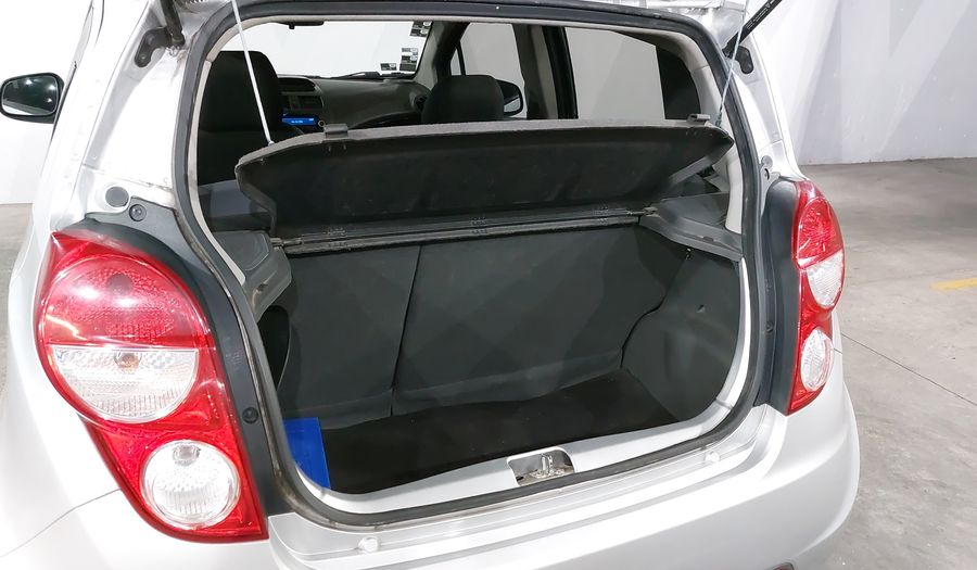Chevrolet Spark Classic 1.2 LT B MT Hatchback 2016