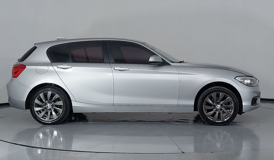 Bmw Serie 1 2.0 120IA AUTO Hatchback 2017