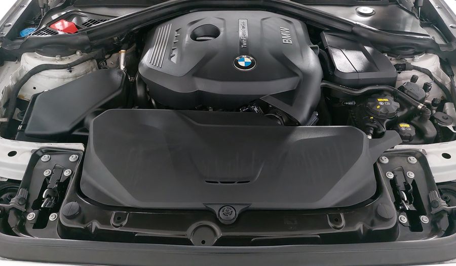 Bmw Serie 1 2.0 120IA AUTO Hatchback 2017