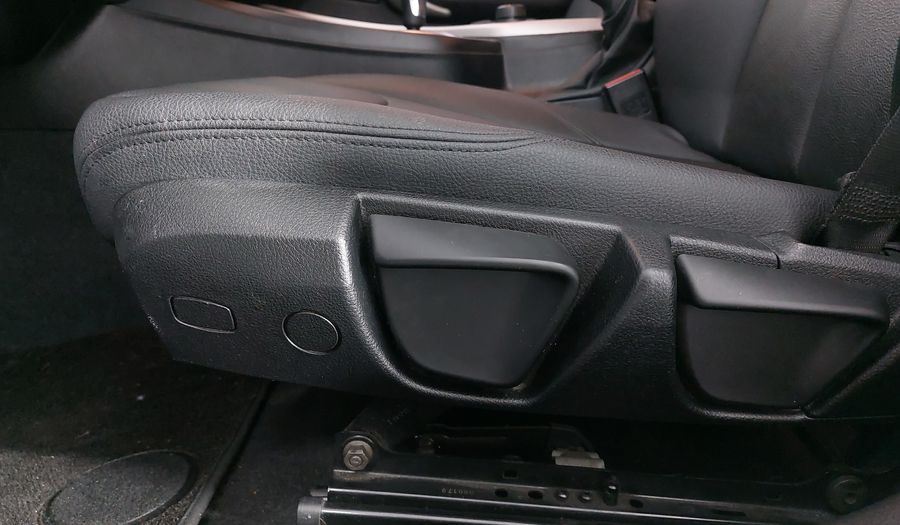 Bmw Serie 1 2.0 120IA AUTO Hatchback 2017