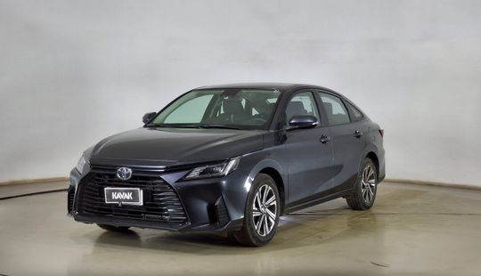 Toyota • Yaris