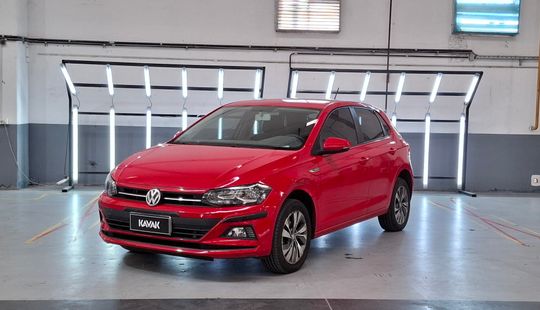Volkswagen • Polo