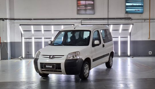 Peugeot • Partner