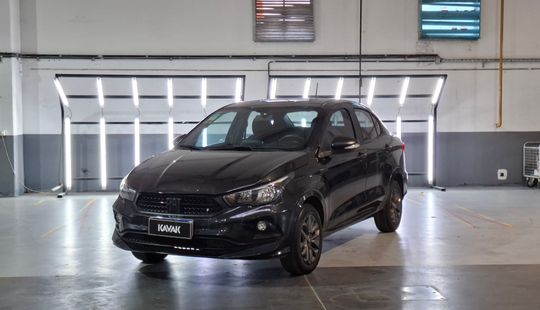 Fiat • Cronos