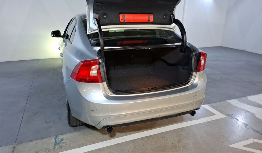 Volvo S60 2.0 ADDITION PLUS T4 Sedan 2016