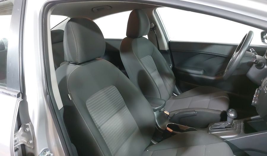 Kia Forte 2.0 EX AT Sedan 2016