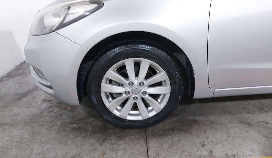 Kia Forte 2.0 EX AT Sedan 2016