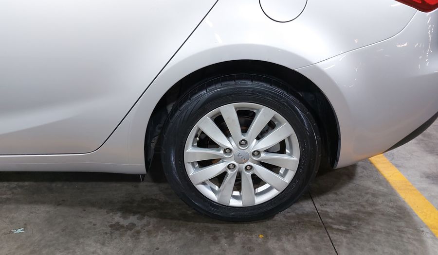 Kia Forte 2.0 EX AT Sedan 2016