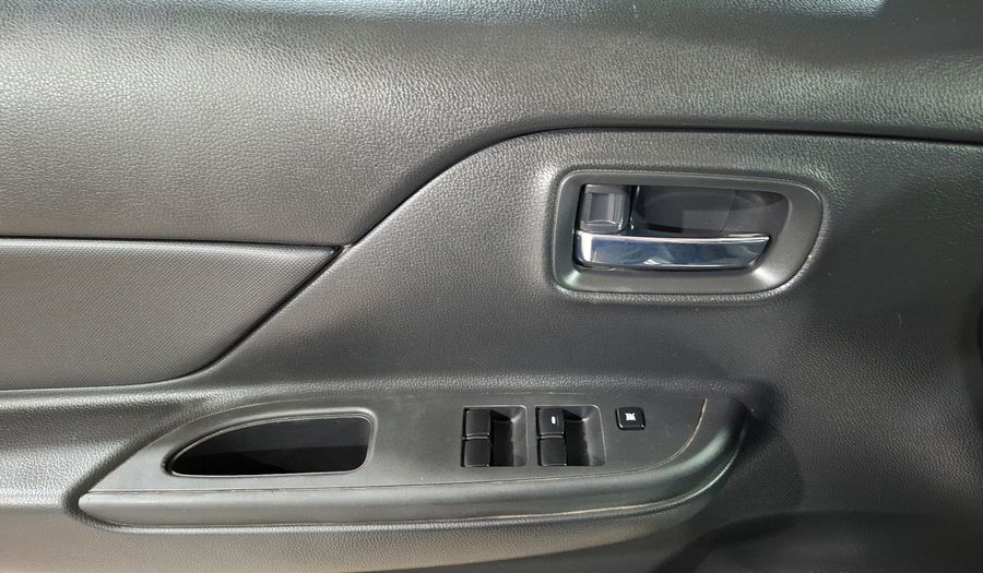 Mitsubishi L200 2.4 GLX GASOLINA Pickup 2022