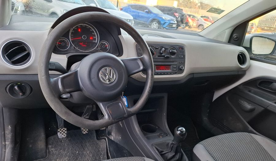 Volkswagen Up 1.0 MOVE UP Hatchback 2016
