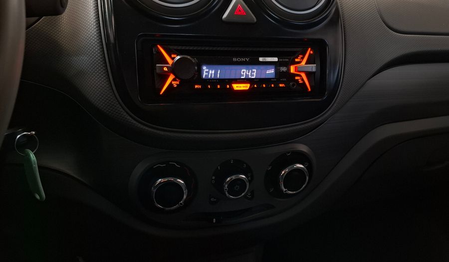 Fiat Palio 1.4 ATTRACTIVE Hatchback 2015