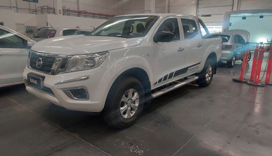 Nissan • Frontier