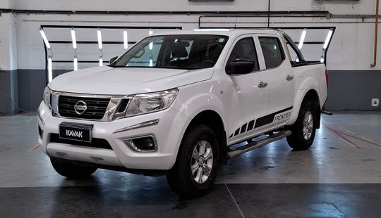 Nissan • Frontier