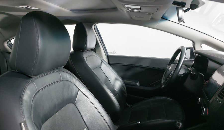 Kia Forte 2.0 SX AT Sedan 2016