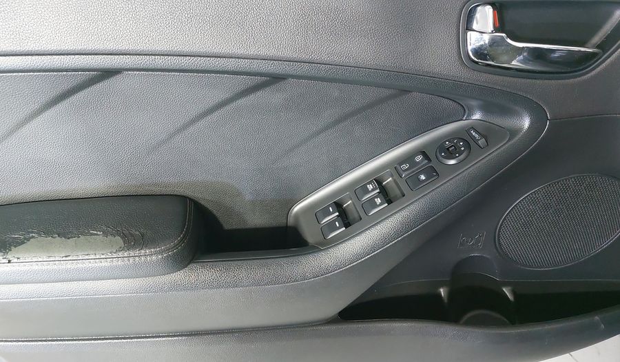 Kia Forte 2.0 SX AT Sedan 2016