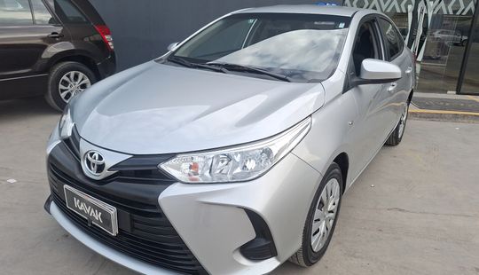 Toyota • Yaris