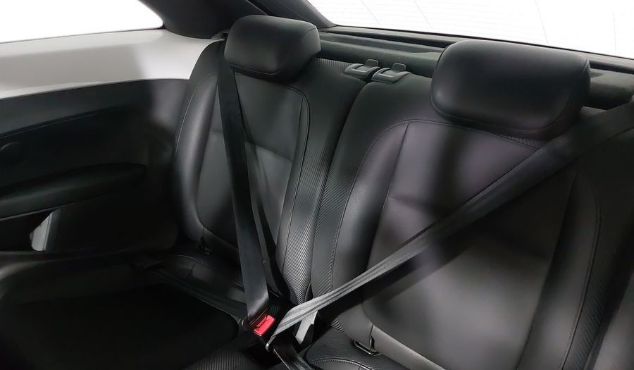 Volkswagen Beetle 2.5 SPORT PAQUETE BASICO TIPTRONIC Hatchback 2015