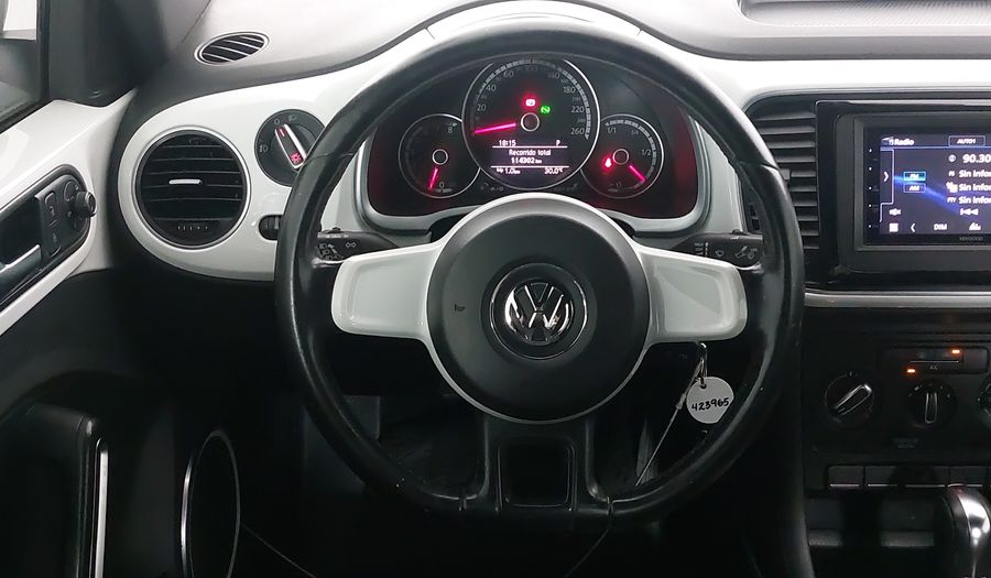 Volkswagen Beetle 2.5 SPORT PAQUETE BASICO TIPTRONIC Hatchback 2015