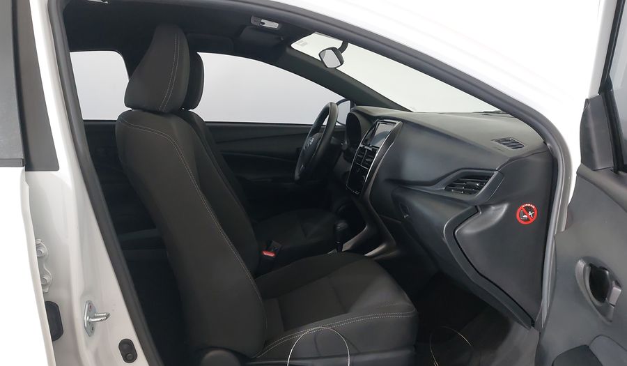 Toyota Yaris HATCH XL Hatchback 2024
