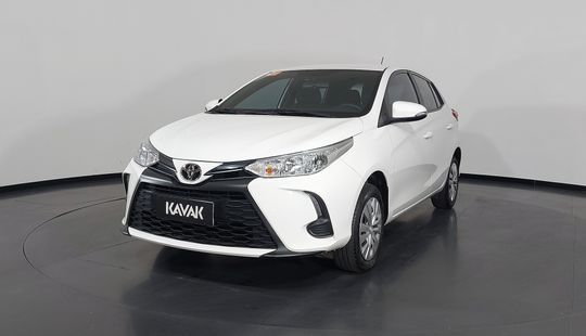 Toyota • Yaris