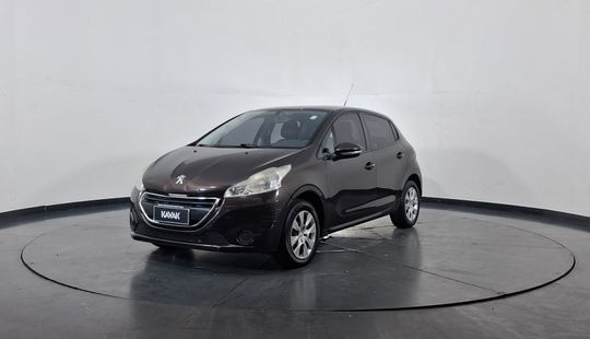 Peugeot • 208