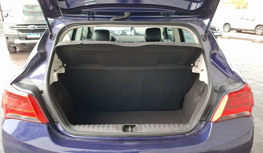Chevrolet Onix 1.4 LTZ Hatchback 2017