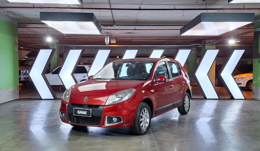Renault Sandero 1.6 16V PRIVILEGE NAV Hatchback 2013