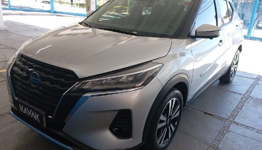Nissan • Kicks